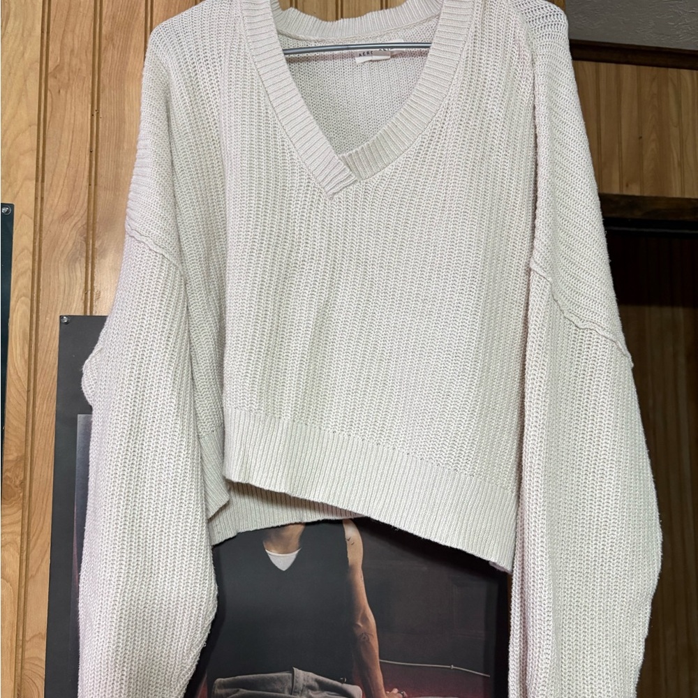 Aeropostale Women's Off-White V-Neck Sweater